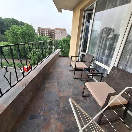 Apartment луксозен срещу какао Sunny Beach